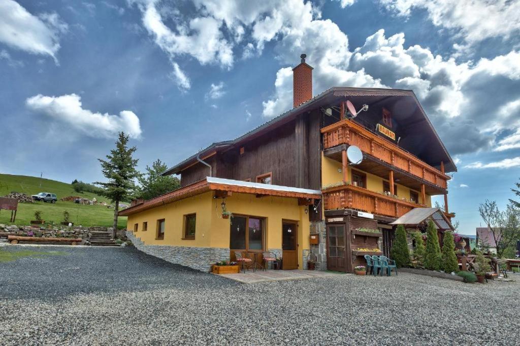 Penzion Havran Zdiar Exterior photo